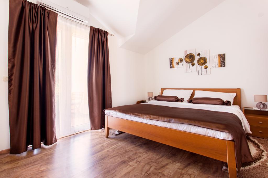 Villa Roza Murter Esterno foto